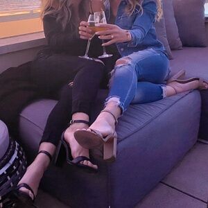 Good American Good Legs Black Distressed Skinny Jeans